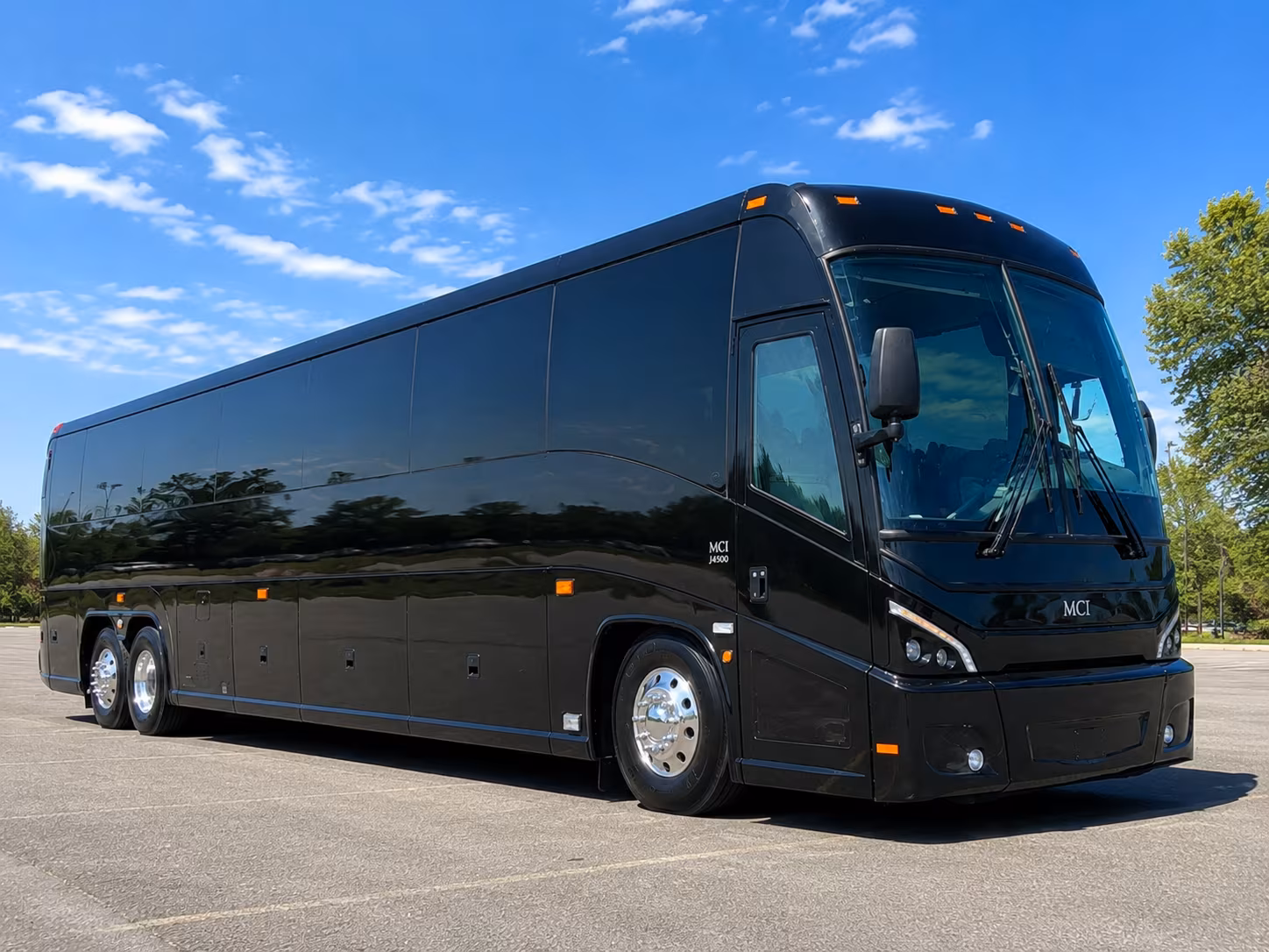 shuttle buses for tulare area federal facilities and training events