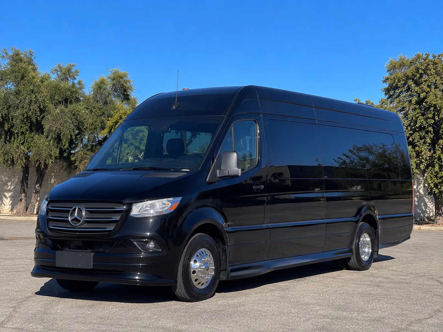 transportation serving tulare and nearby cities