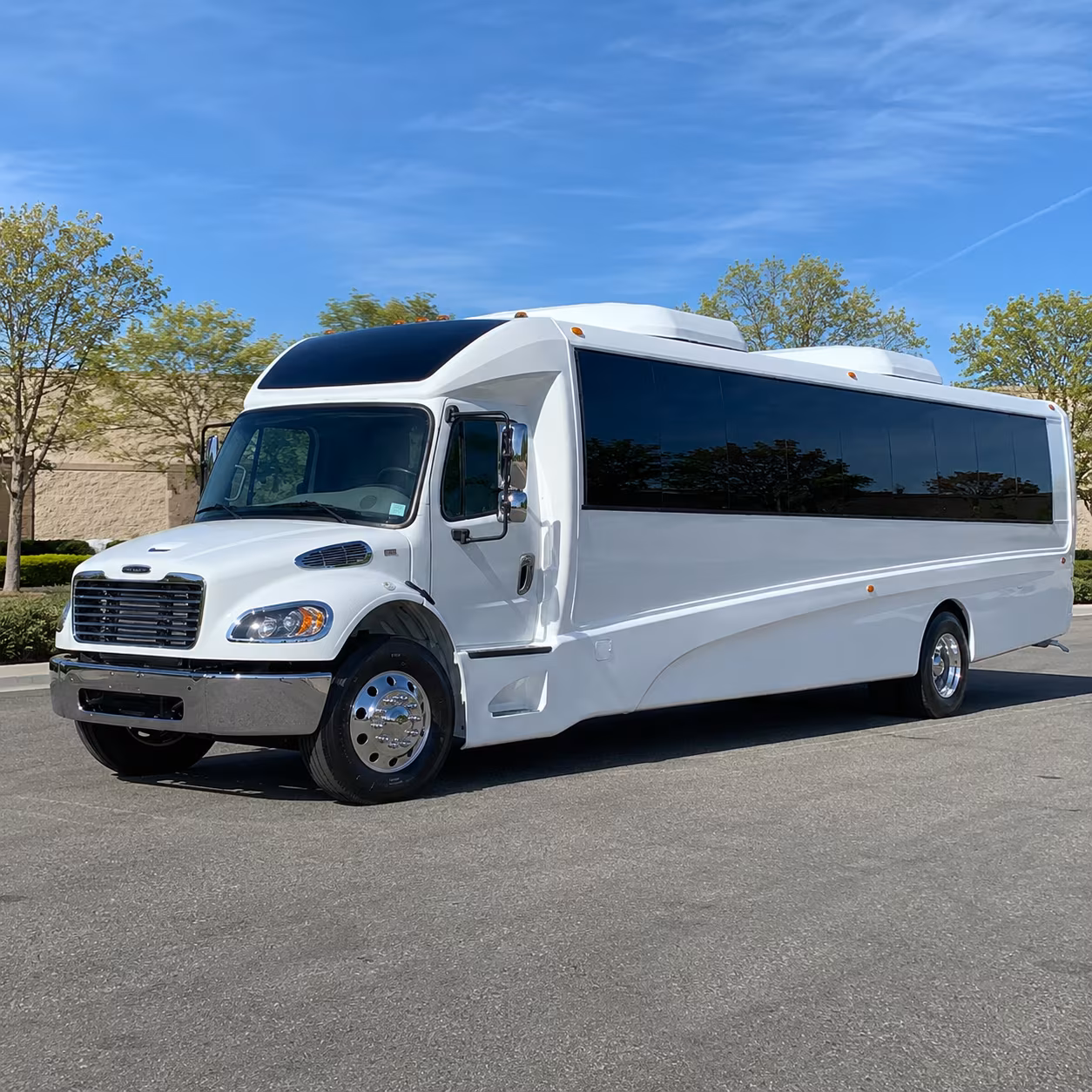 tulare 28 passenger minibus